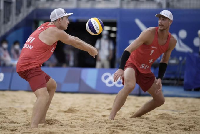 Das Schweizer Volley-Duo Heidrich/Gerson schaffen es in die Lucky-Loser-Runde. Olympia 2021