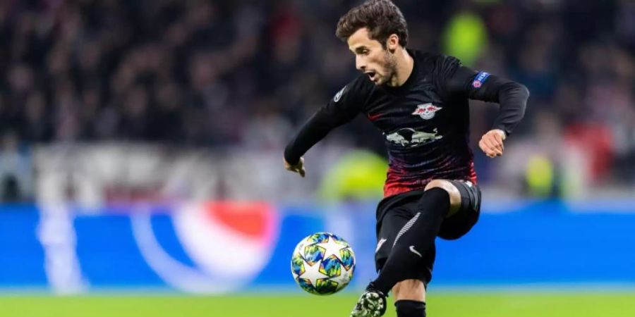 Fällt auf unbestimmte Zeit aus: Marcelo Saracchi von RB Leipzig. Foto: Robert Michael/zb/dpa/Archivbild