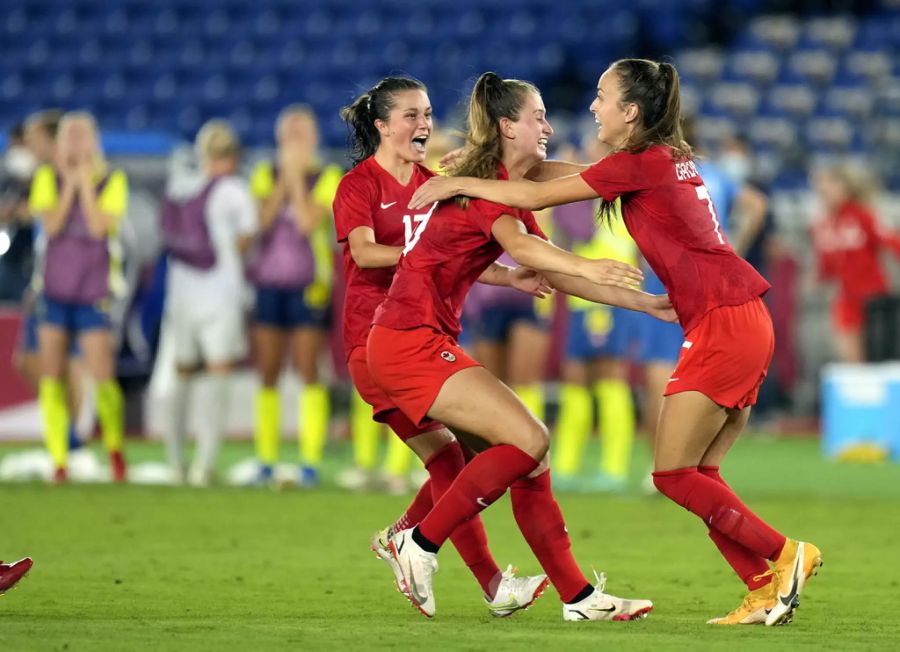 Kanada gewinnt das Elfmeterschiessen mit 3:2.