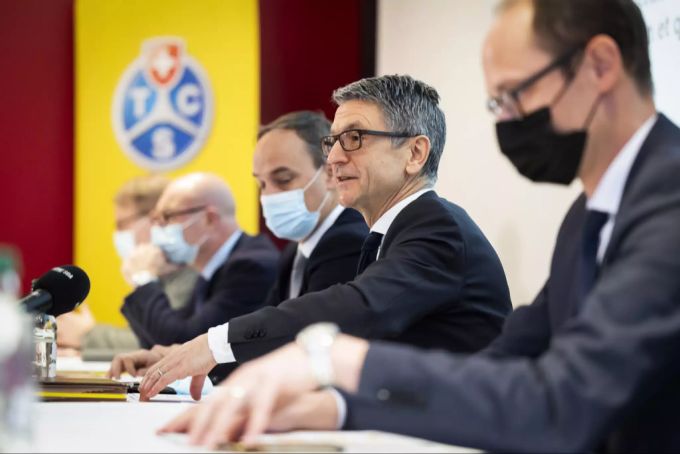 Peter Goetschi, Zentralpraesident Touring Club Schweiz, spricht waehrend einer Medienkonferenz zum Thema Tempo 30. Der Verband ist ein Tempo 30 Gegner. touring club schweiz tempo 30 gegner