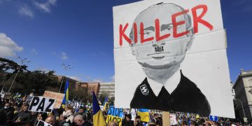 Demonstration against the war