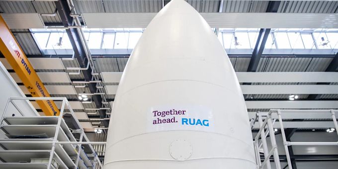 Die Geschäftsprüfungskommission des Nationalrats (GPK-N) fordert nach Sicherheitsmängeln in der IT von Ruag International, vor dem Verkauf von Unternehmensteilen zu prüfen, dass keine sensiblen Daten an Dritte gelangen. (Symbolbild) Die Geschäftsprüfungskommission des Nationalrats (GPK-N) fordert nach Sicherheitsmängeln in der IT von Ruag International, vor dem Verkauf von Unternehmensteilen zu prüfen, dass keine sensiblen Daten an Dritte gelangen. (Symbolbild)