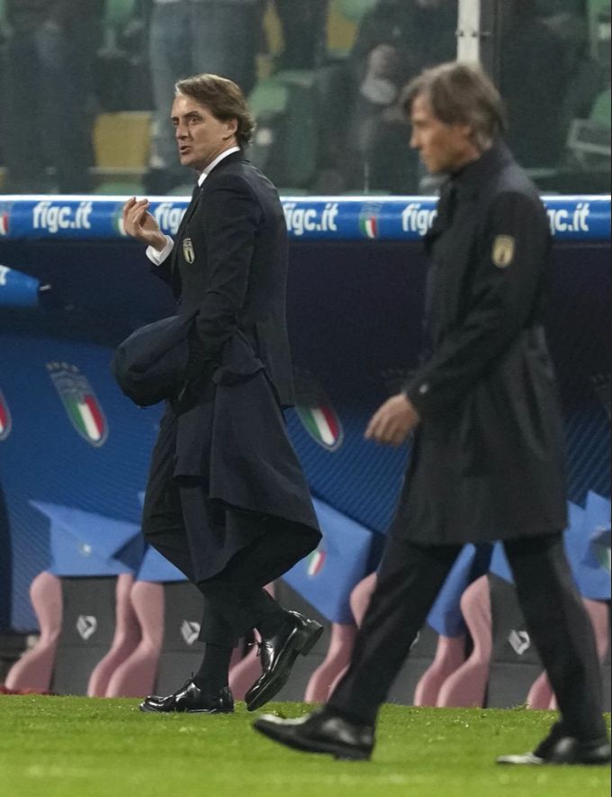 Ist die verpasste WM 2022 der Grund für den Abgang von Roberto Mancini? Der Trainer wollte sich nicht zu seiner Zukunft äussern. Mancini