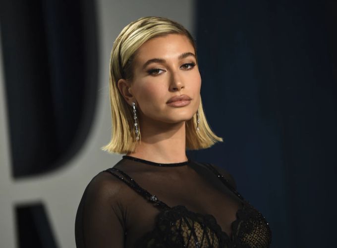 Hailey Bieber