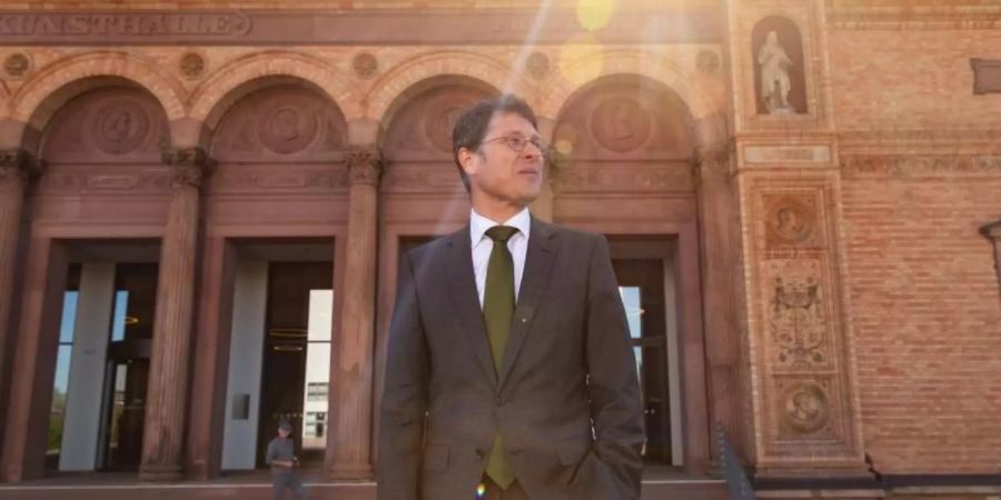 Alexander Klar vor seiner neuen Wirkungsstätte. Foto: Ulrich Perrey