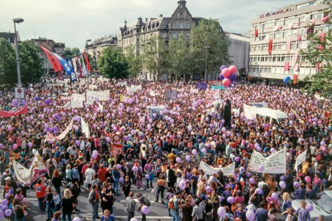 Beim Frauenstreik 1991 gingen rund eine halbe Million Frauen auf die Strasse. Frauenstreik 1991