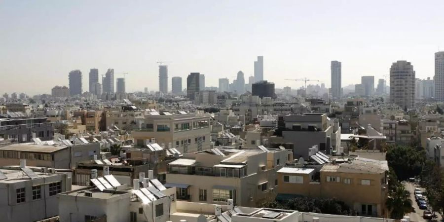 Blick über Tel Aviv. Im Grossraum der israelischen Stadt haben die Alarmsirenen geheult. Foto: Daniel Karmann/Archiv