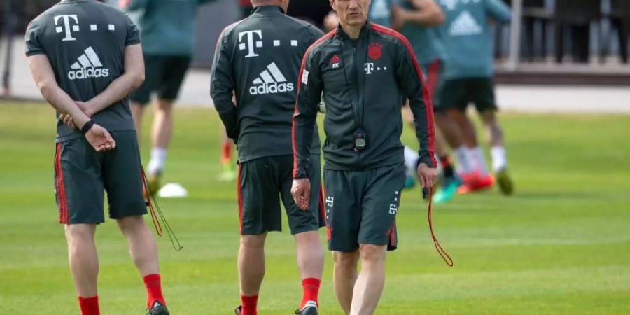 Trainer Niko Kovac will mit dem FC Bayern München mit einem Derby-Sieg auf Titelkurs bleiben. Foto: Sina Schuldt