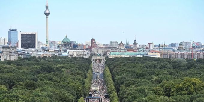 In Berlin fand bereits eine Demonstration gegen die Corona-Politik am 1. August statt – heute Samstag werden wieder zehntausende Menschen erwartet. Berlin