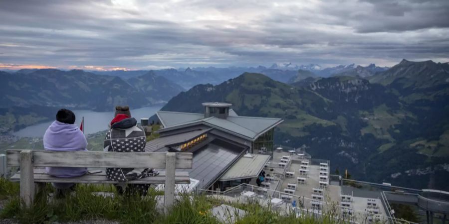 schweiz tourismus stanserhorn