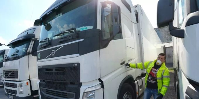 Brüssel - Mitgliedstaaten verabschieden neues Regelwerk für Lkw-Fahrer