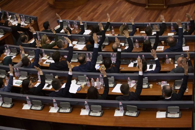 Kosovarische Abgeordnete wählen Albin Kurti zum neuen Premierminister von Kosovo. Kosovo Albin Kurti