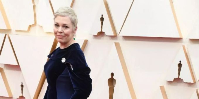 An den Oscars - Olivia Colman überrascht mit Last Minute-Look