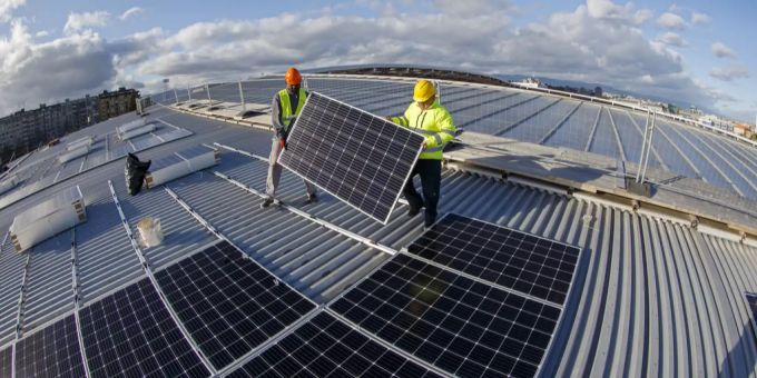 Nachhaltigkeit - Perlen LU eröffnet grösste Solaranlage der Schweiz