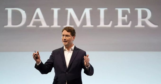 Der Vorstandsvorsitzende der Daimler AG, Ola Källenius, will Prozesse optimieren und die Kosten senken. daimler ag