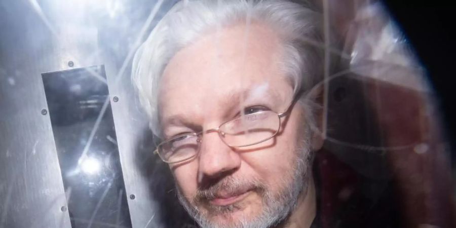 Julian Assange Wikileaks