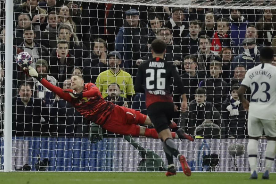 Péter Gulácsi ist beim Tabellendritten der Bundesliga gesetzt.