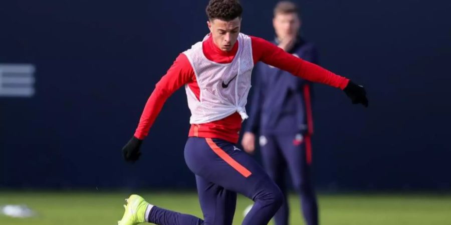 Leipzig setzt in London auf Ethan Ampadu. Foto: Jan Woitas/dpa-Zentralbild/dpa