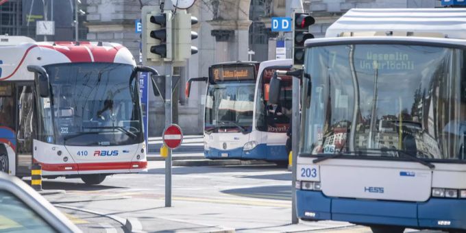 Die Stadtluzerner Verkehrsbetriebe VBL wollen gerüstet sein, falls viele Mitarbeitende wegen des Coronavirus ausfallen. VBL