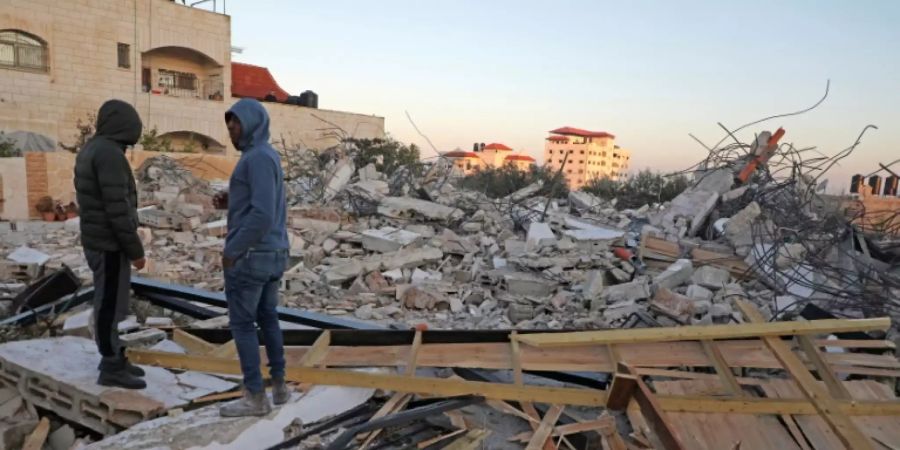 Zerstörtes Haus des Palästinensers mit Verbindungen zur Hamas
