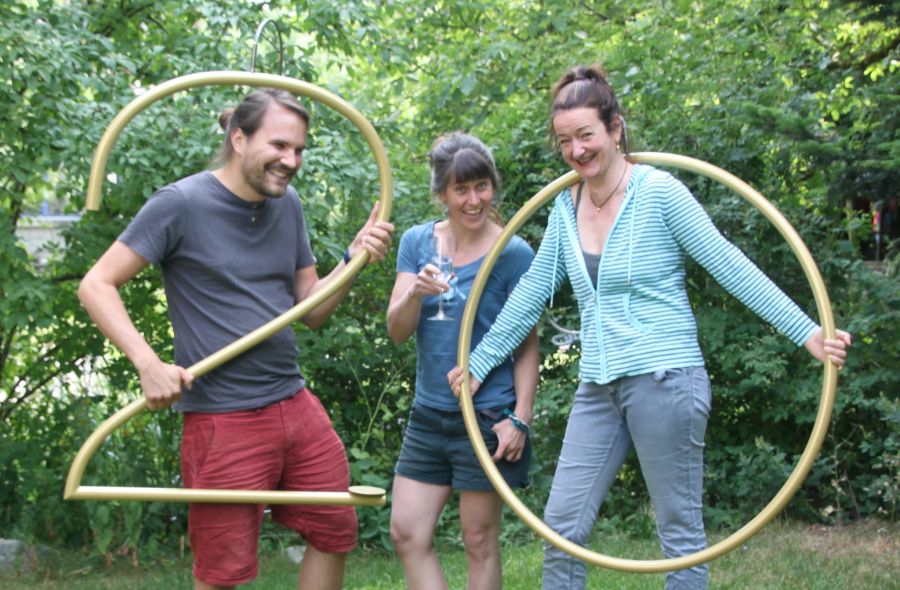 Die Buskers-Festivalleitung 2023: Christine Wyss, Julia Wietlisbach und Stefan Jampen (v.r.n.l.).