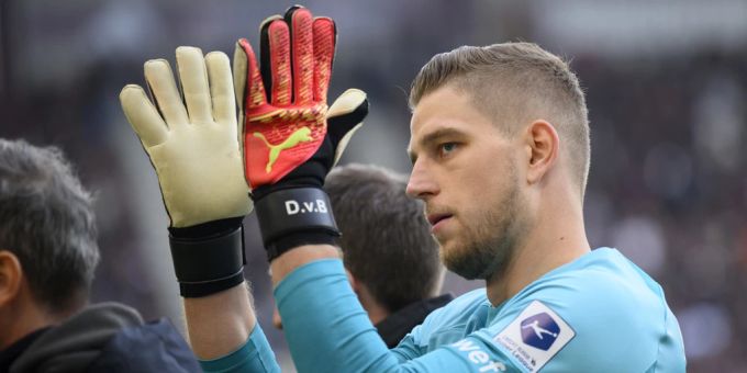Nach Verletzung - YB-Goalie von Ballmoos zurück auf dem Trainingsplatz