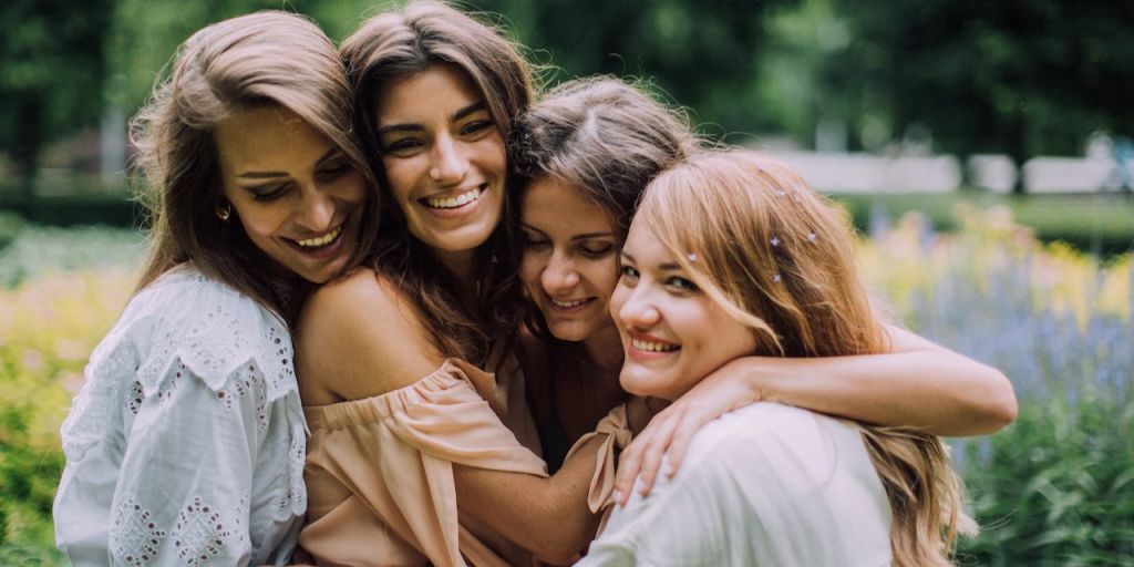 Mit diesen Sternzeichen will man befreundet sein