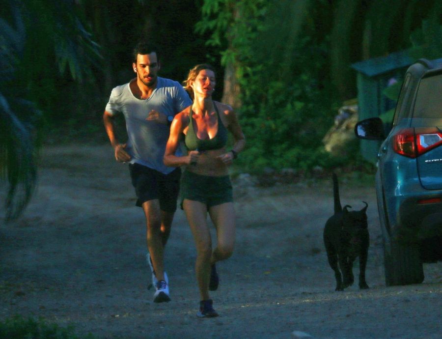 Gisele Bündchen und ihr Trainer Joaquim Valente in Costa Rica.