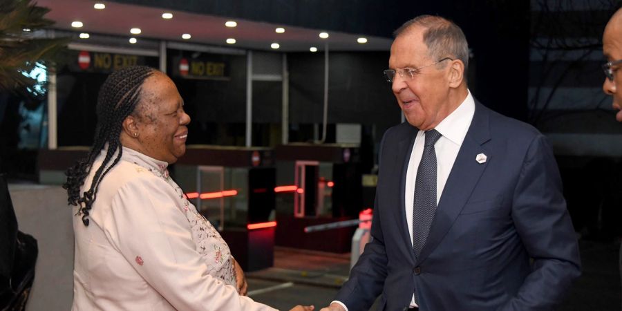 Russland und Sergej Lawrow (rechts) erhalten in der Brics-Gruppe Verstärkung.