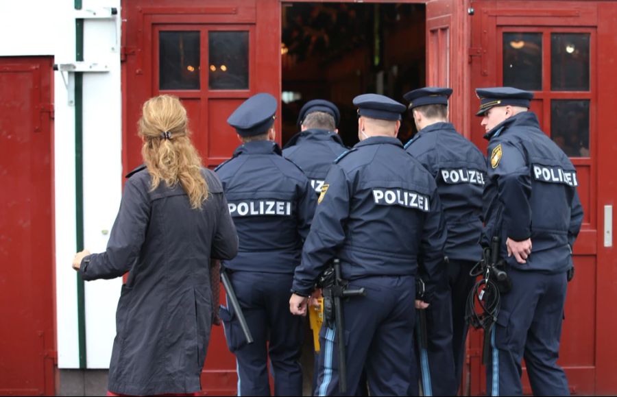 Auch die Polizei musste nach einem weiteren sexuellen Übergriff bereits zum zweiten Mal eingreifen.