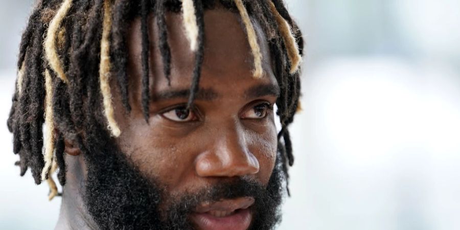 NFl-Star Xavien Howard im Porträt.