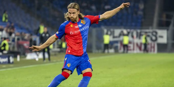 GC möchte Michael Lang gerne vom FCB nach Zürich holen. Michael Lang FCB