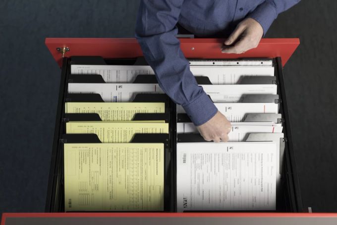 Wer einen Zwischenverdienst hat, erhält nicht die vollen Arbeitslosengelder (Archiv). Arbeitslosenversicherung
