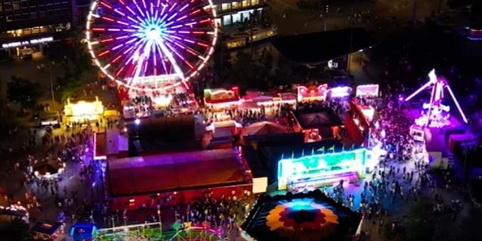 Auf Sechseläutenplatz - Zürcher strömen an Züri-Fäscht-Ersatz-Chilbi