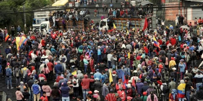 Ecuadorianische Ureinwohner protestieren am Montag am achten Tag in Folge. ecuador