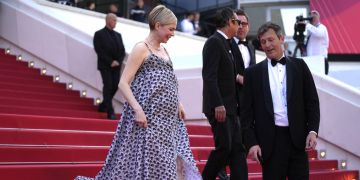 France Cannes 2022 Showing Up Departures