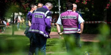 Täter schiesst an Schule in Bremerhaven und verletzt Frau