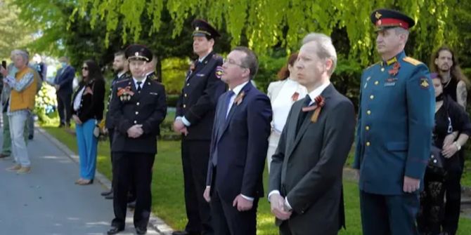 ukraine krieg Russland 9. Mai Friedhof