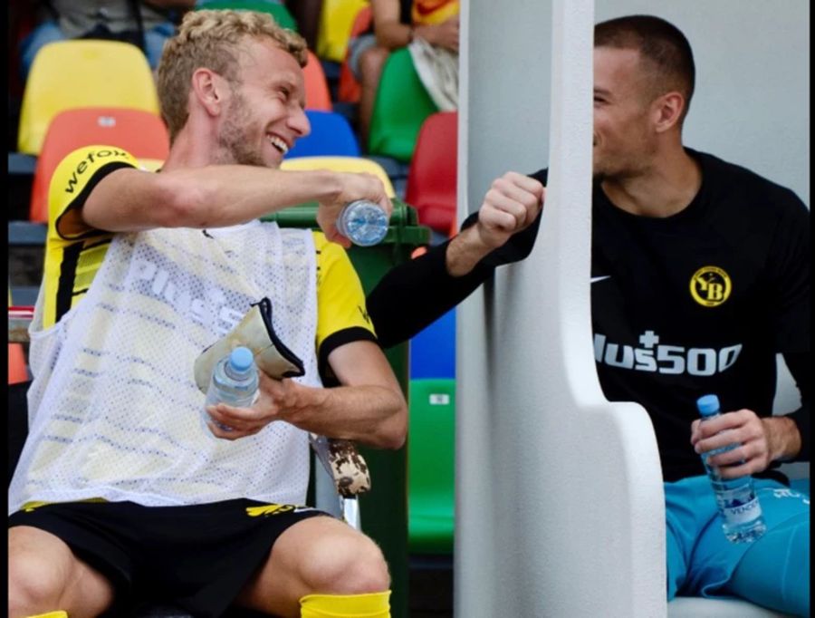 Platz auf der Bank? Kein Grund für Captain Fabian Lustenberger, eine schlechte Laune zu haben.