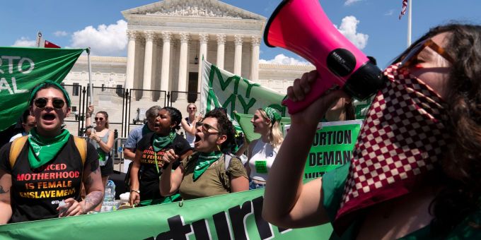 Befürworter des liberalen Abtreibungsrechts demonstrieren im Juni vor dem Obersten Gerichtshof in Washington. barack obama