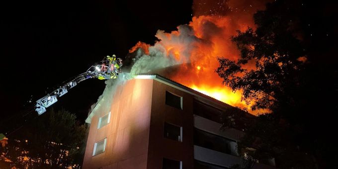 Brand Mehrfamilienhaus Uster Brand Mehrfamilienhaus Uster