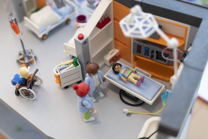 Playmobil steht in einer Praxis für Kinderpsychotherapie in Thalwil ZH. Kinderpsychologie Kinderpsychiatrie