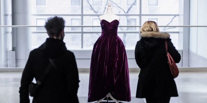 Dieses Kleid von Prinzessin Diana wurde für 600'000 Dollar versteigert. Diana
