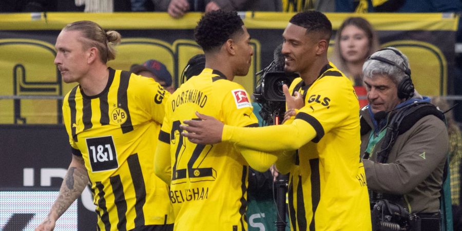 Mit Bundesliga, DFB-Pokal und Champions League kämpft der BVB gleich in drei Wettbewerben um den Titel.