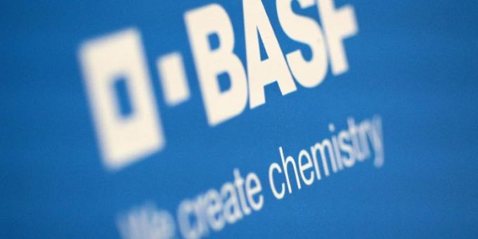 Logo von BASF Logo von BASF