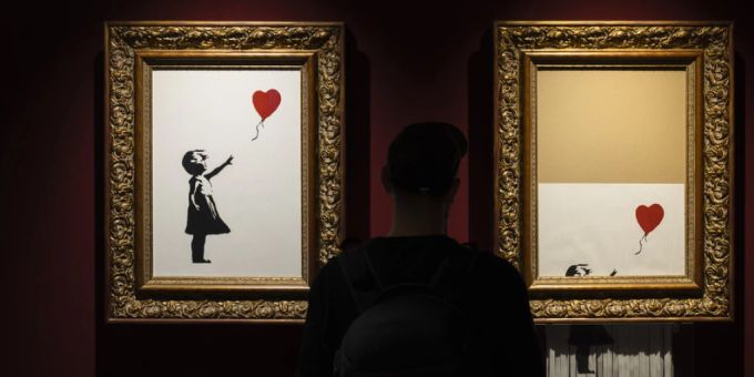Die Werke des britischen Streetart-Künstlers Banksy (hier «Das Mädchen mit Ballon») in der Ausstellung «The Mystery of Banksy» sind Repliken. In Kombination mit viel Hintergrundmaterial entfalten sie trotzdem ihre ursprüngliche Kraft. Die Werke des britischen Streetart-Künstlers Banksy (hier «Das Mädchen mit Ballon») in der Ausstellung «The Mystery of Banksy» sind Repliken. In Kombination mit viel Hintergrundmaterial entfalten sie trotzdem ihre ursprüngliche Kraft.
