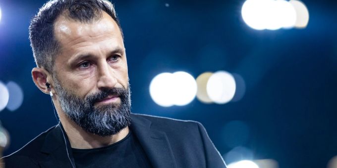 War nach Bayerns Niederlage in Leverkusen mächtig angesäuert: Hasan Salihamidzic. War nach Bayerns Niederlage in Leverkusen mächtig angesäuert: Hasan Salihamidzic.