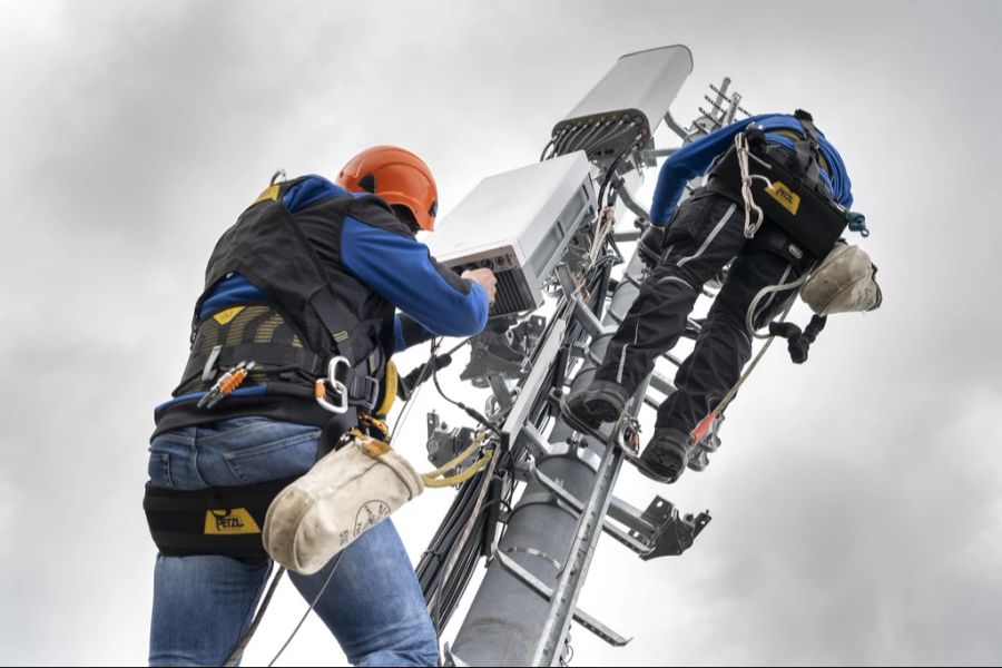 Gegen fünf Antennen-Projekte von Sunrise, Swisscom und Salt im Aargauer Surbtal gibt es Widerstand.