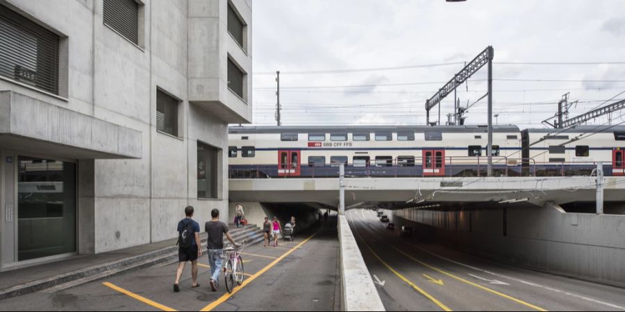 langstrassenunterführung zürich radstreifen