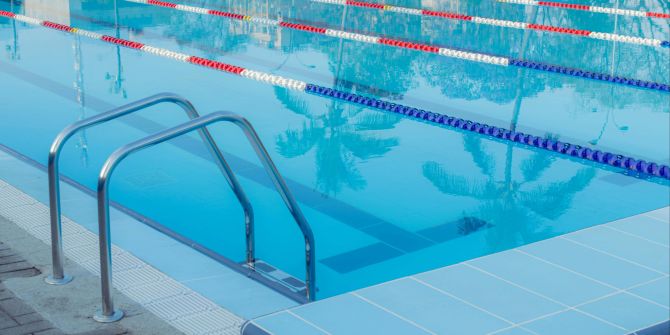 Schwimmbad